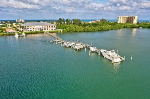 1701 Gulfstream Ave, Fort Pierce FL  34949-3531 exterior