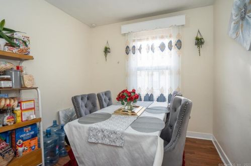 111 Eldridge St, Manchester CT  06040-5551 exterior