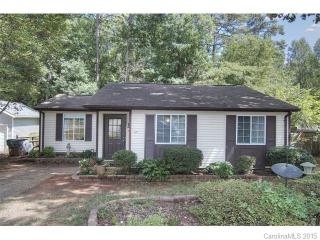 8201 Walnut Creek Ln, Charlotte, NC 28227-0338