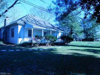 4728 Ballahack Rd, Chesapeake, VA 23322-3256
