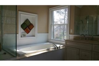 16 Neptune Ave, Hampton Bays NY  11946-2425 exterior