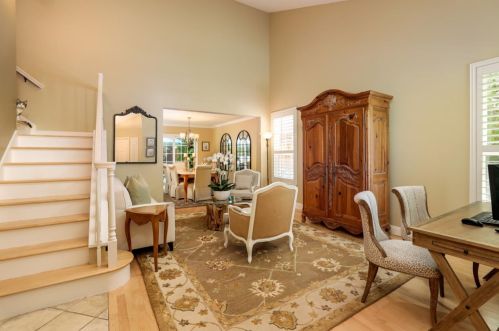 218 Brighton Ln, Redwood City, CA 94061-3676