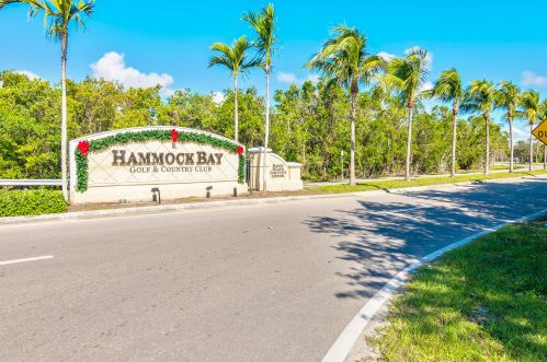 1336 Mainsail Dr, Naples FL  34114-7817 exterior