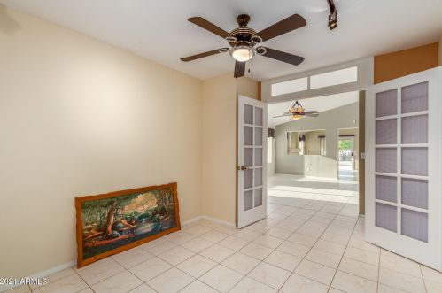 4138 Cactus Wren Dr, Phoenix AZ 85051-8186 exterior