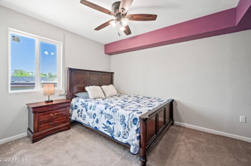 13229 8th Ave, Phoenix AZ  85029-1808 exterior