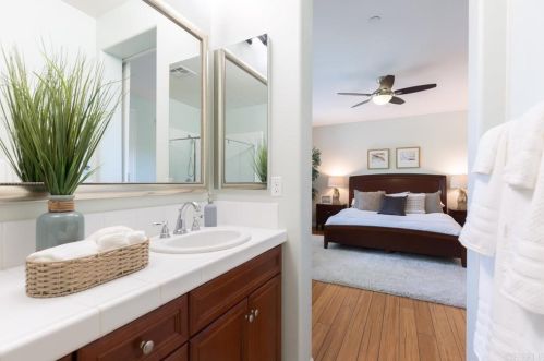 8407 Christopher Ridge Ter, San Diego CA 92127-6143 exterior