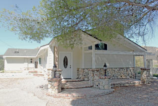 16356 Placerita Canyon Rd, Santa Clarita CA  91321-3304 exterior