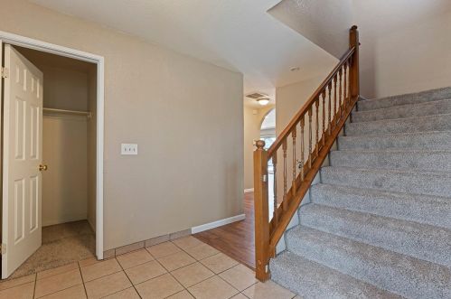 1026 Acaciawood Ct, Los Banos CA  93635-2937 exterior