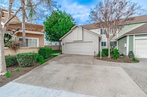 2908 Plum Dr, Ontario CA  91761-6603 exterior