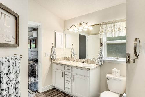 725 Beard Ave, Sebastian FL  32958-4811 exterior