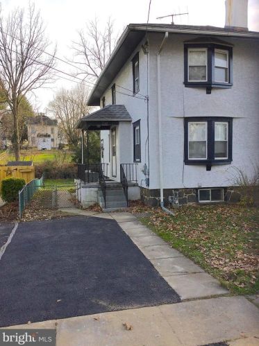 232 Willow Ave, Wayne, PA 19087-3524