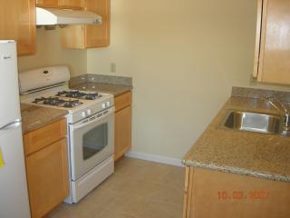 715 Pettis Ave, Mountain View CA  94041-1864 exterior
