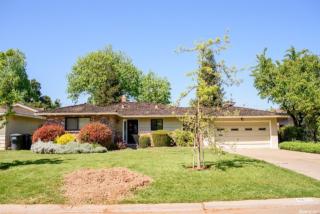 4021 Las Pasas Way, Sacramento, CA 95864-3039