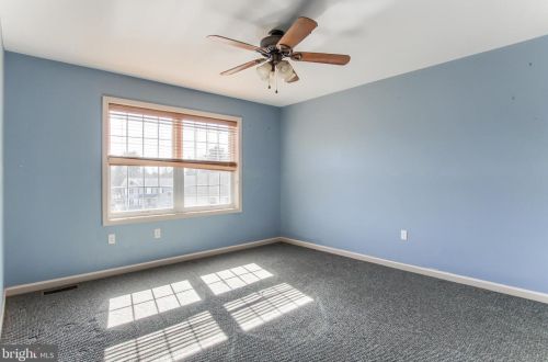 3200 Jonagold Dr, Harrisburg PA 17110-9128 exterior