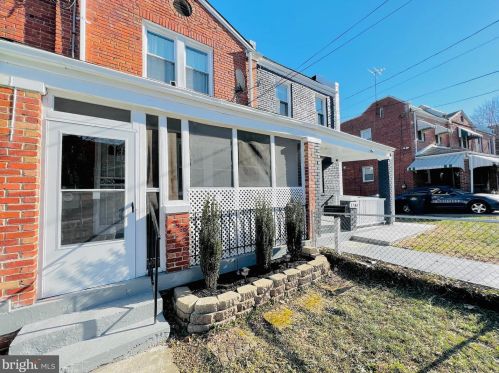 1702 40th St, Washington, DC 20020-1031