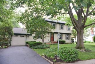 476 Longmeadow Rd, Lancaster, PA 17601-3546
