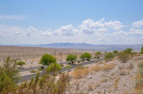 2908 Esmerelda Dr, Bullhead City AZ  86429-1126 exterior