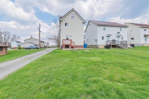 30 Harrison Ave, Latrobe, PA 15650-3167