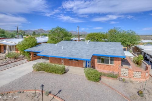 1944 Calle Mecedora, Tucson, AZ 85745-2125