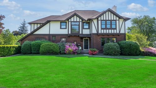501 Grove St, Montclair, NJ 07043-2303