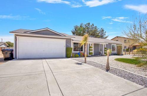 15733 Topango Rd, Victorville CA  92394-1372 exterior