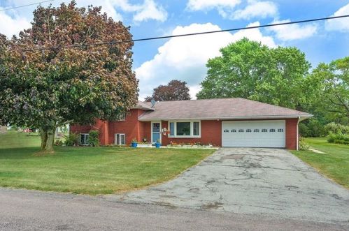 530 Sipesville Rd, Somerset, PA 15501-9209