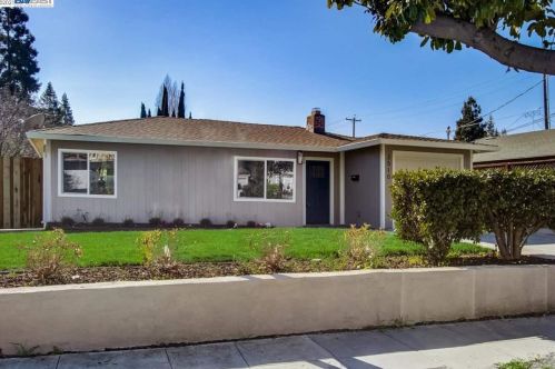 3510 Park Blvd, Palo Alto, CA 94306-2850