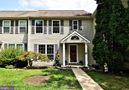 138 Village Dr, Collegeville, PA 19473-1778