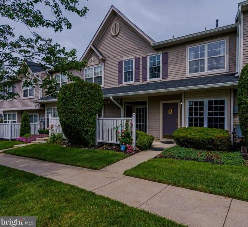 2107 Gramercy Way, Mount Laurel, NJ 08054-6732