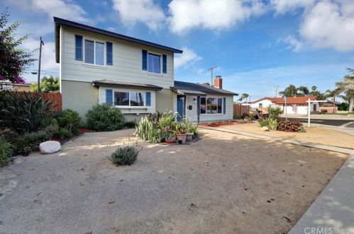 8141 Indianapolis Ave, Huntington Beach CA 92646-5010 exterior