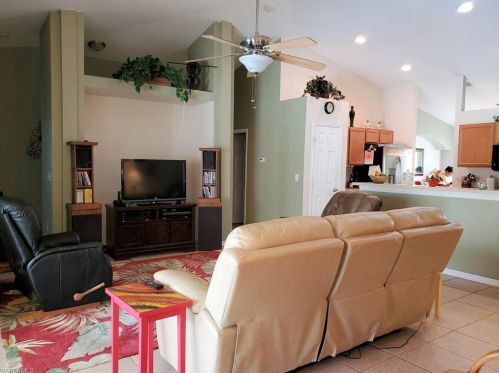 507 Aspen Ave, Lehigh Acres FL 33974-9613 exterior