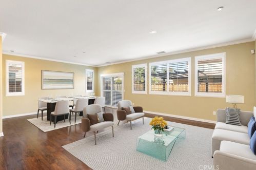 29342 Fall Classic, Lake Elsinore CA  92530 exterior