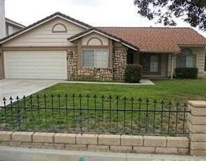 24815 Cologne Dr, Hemet CA  92544-9119 exterior