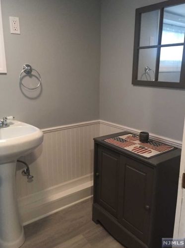523 Lenox Ave, Westfield, NJ 07090-2160