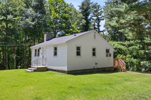17 Birch Rd, East Haddam, CT 06423-1160