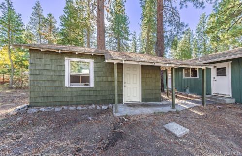1071 Pine Grove Ave, South Lake Tahoe, CA 96150-8576