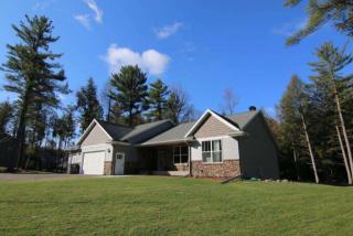 204 Pine Hills Dr, Wausau, WI 54403-9387
