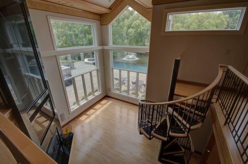 875 Squire Oaks Dr, Covington KY  41017-1342 exterior