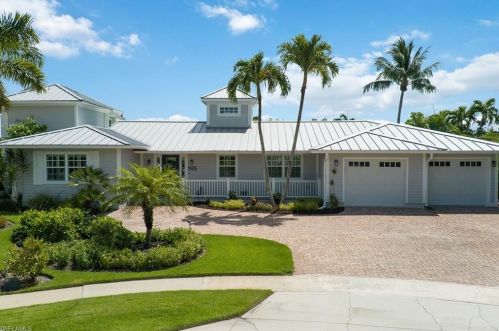 595 Tripoli Ct, Marco Island, FL 34145-3835