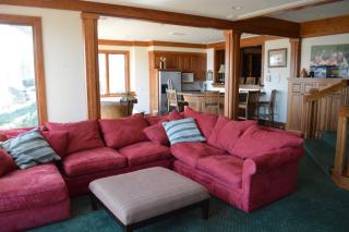 2236 Lakeshore Dr, Maple Plain MN  55359-9343 exterior