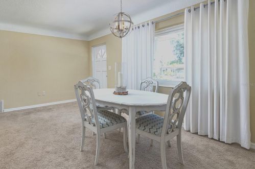 764 64th Ave, Saint Petersburg, FL 33705-5922