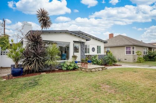 5840 Scrivener St, Long Beach, CA 90808-3747