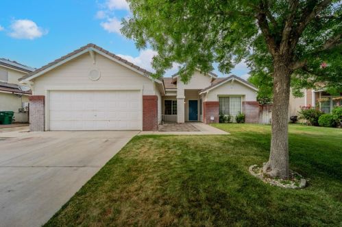3025 Hildreth Ct, Lancaster, CA 93535-4900
