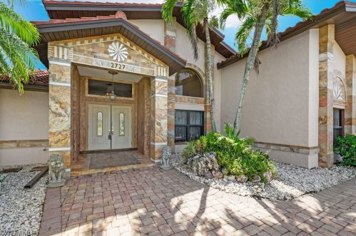 2727 24th Pl, Cape Coral, FL 33904-3315