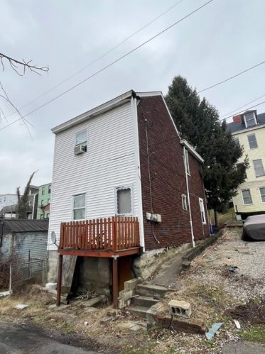 5168 Hillcrest St, Pittsburgh, PA 15224-1123