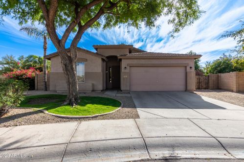 2941 Tyson St, Chandler, AZ 85225-4247