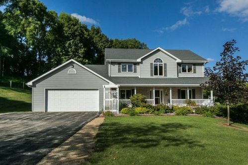 18380 Paradise Hts, Durango, IA 52039-9447