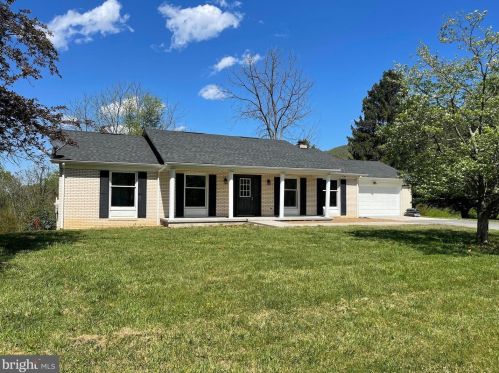 229 River Dr, Woodstock, VA 22664-1548