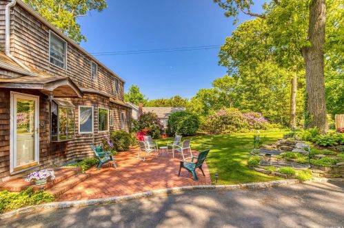 62 Bellecrest Ave, Elwood NY  11731-1205 exterior