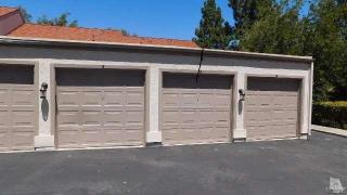498 Gainsborough Rd, Thousand Oaks CA  91360-5335 exterior